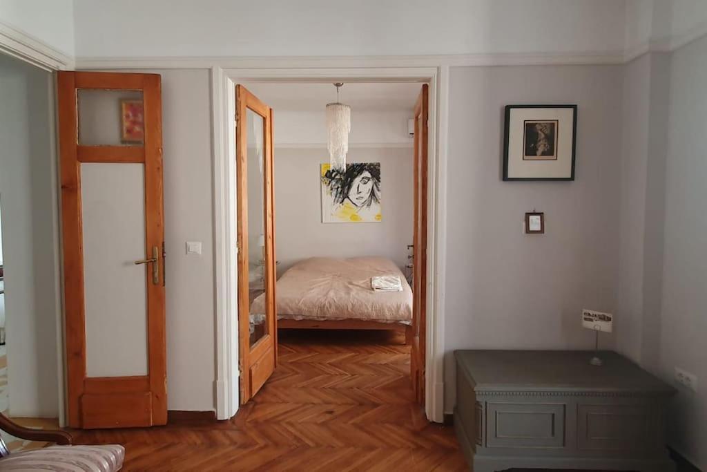 Elegant Apartment Near Rosetti Square Bucureşti Ngoại thất bức ảnh